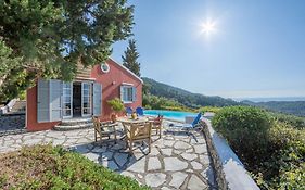 Agios Nikitas Villas