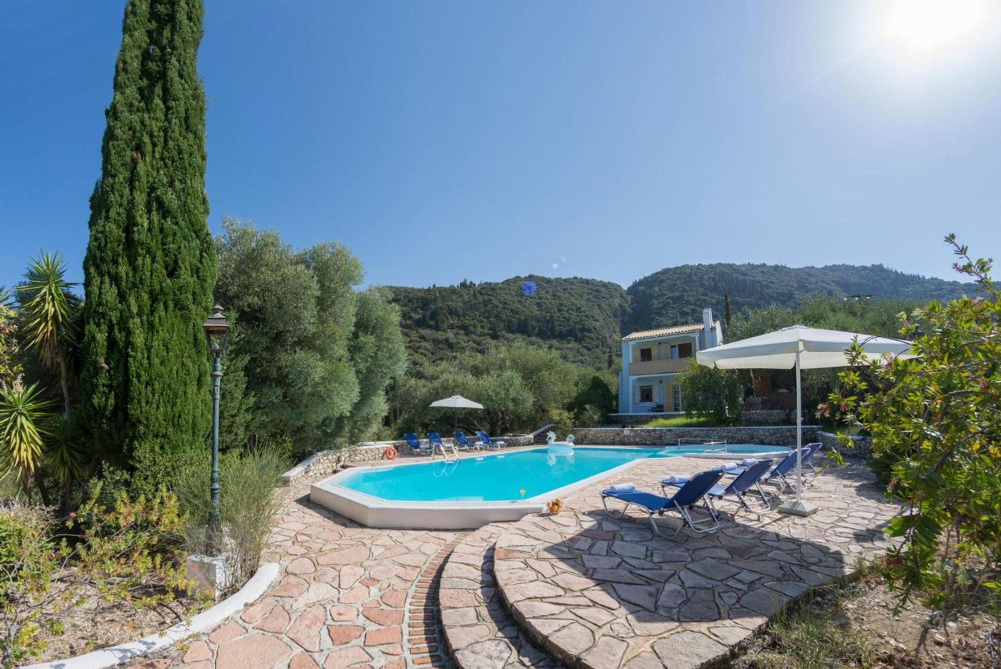 Agios Nikitas Villas Buitenkant foto