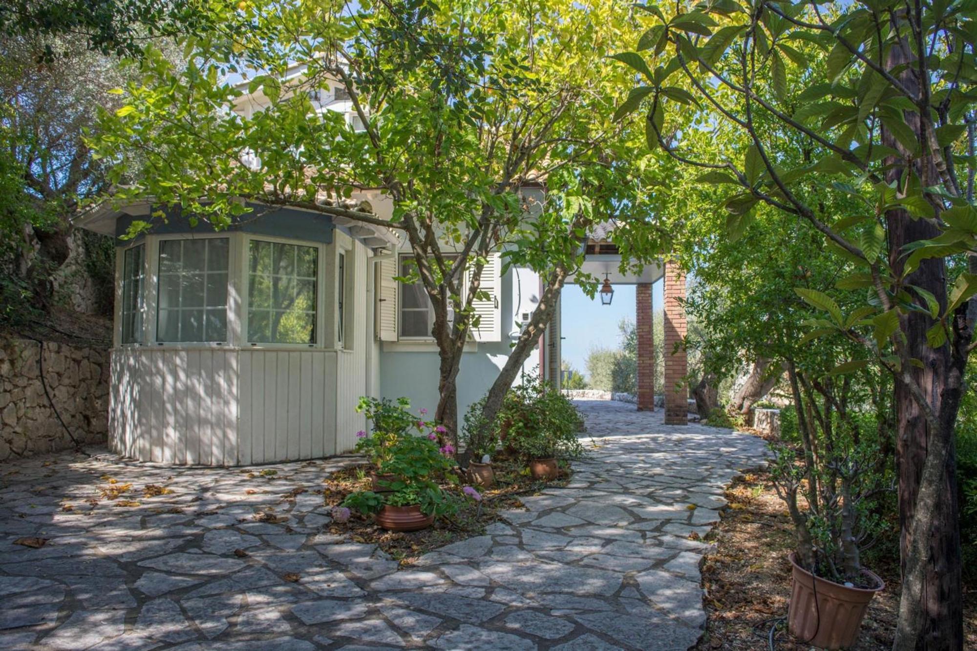 Agios Nikitas Villas Buitenkant foto