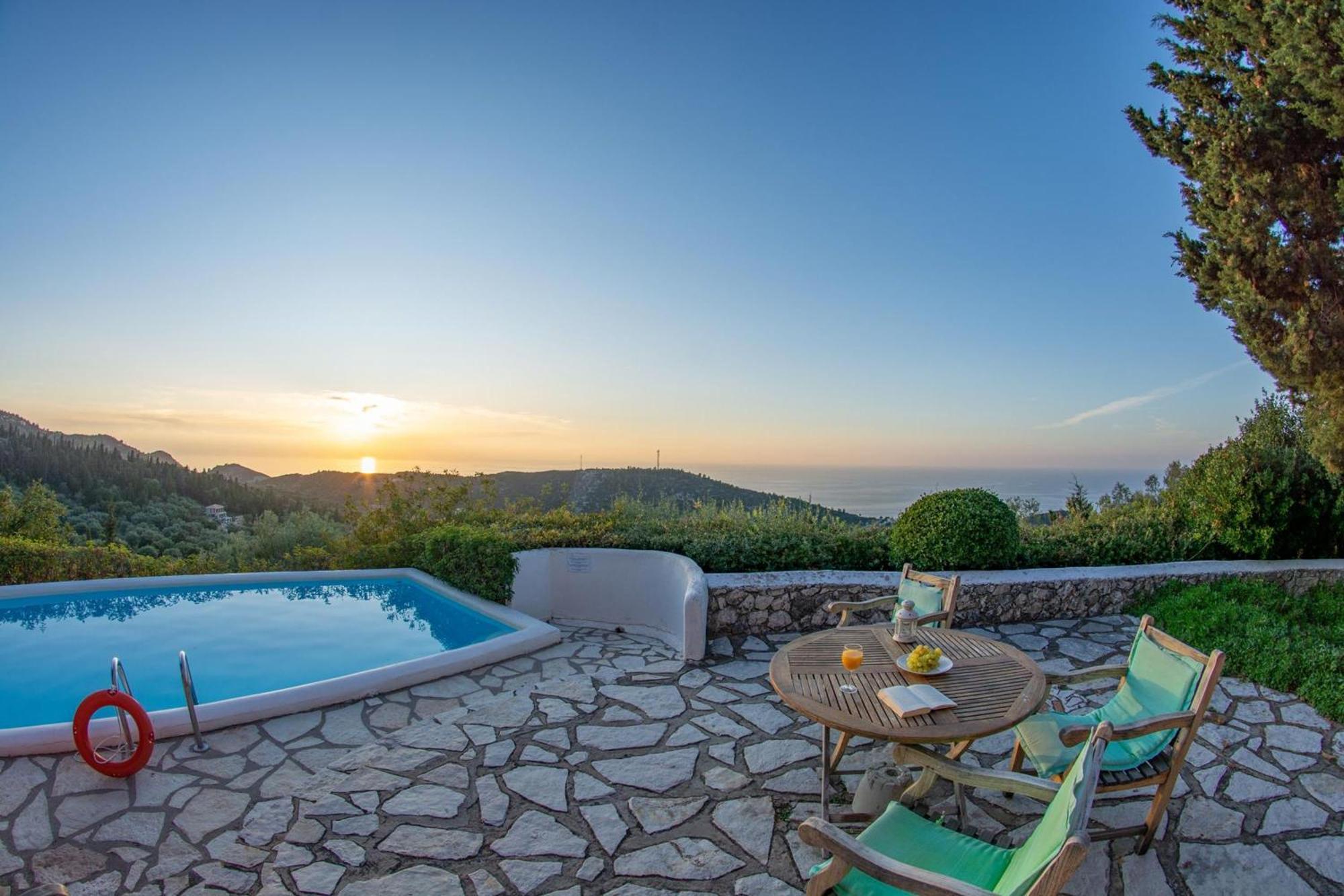 Agios Nikitas Villas Buitenkant foto