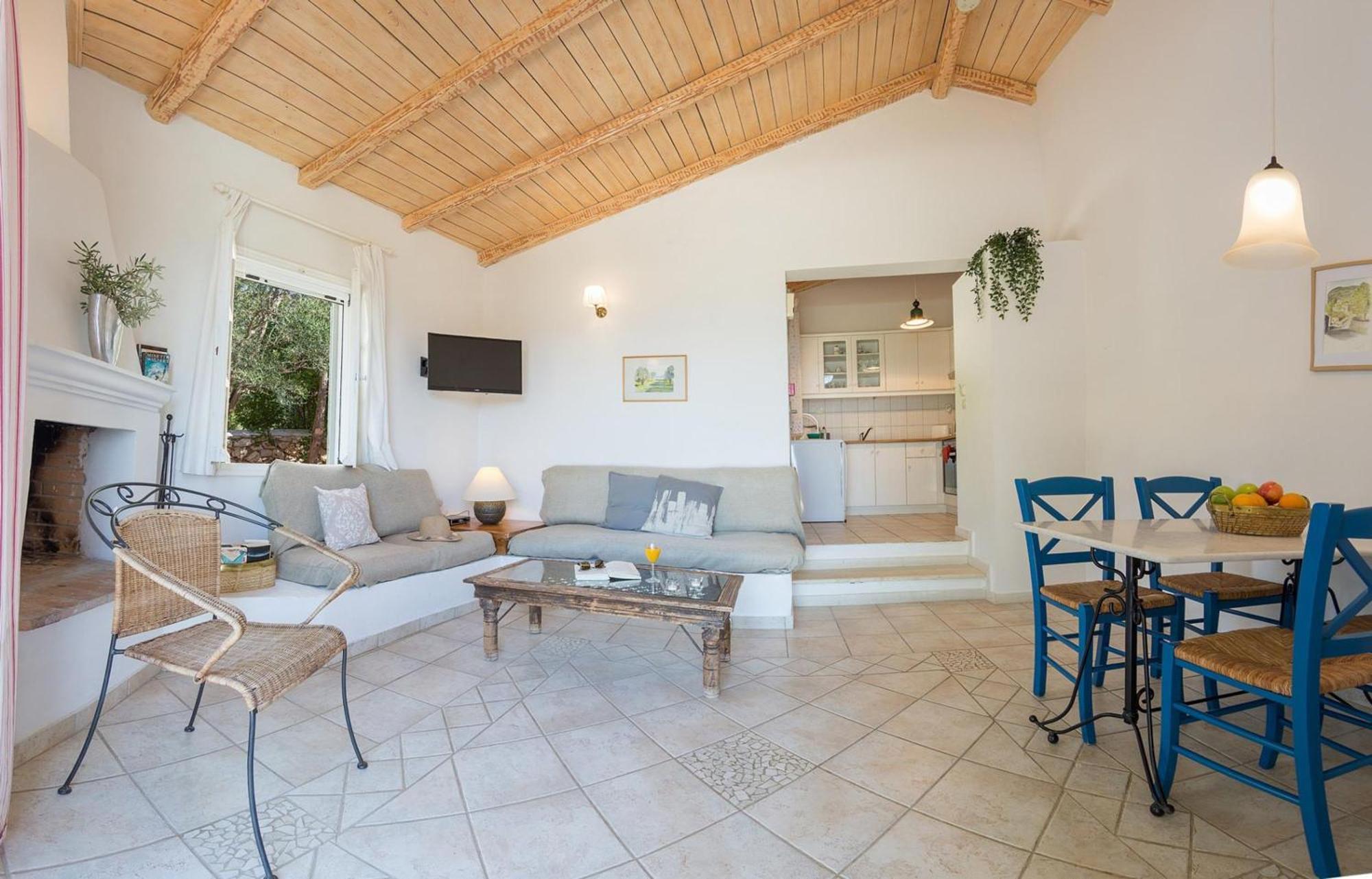 Agios Nikitas Villas Buitenkant foto