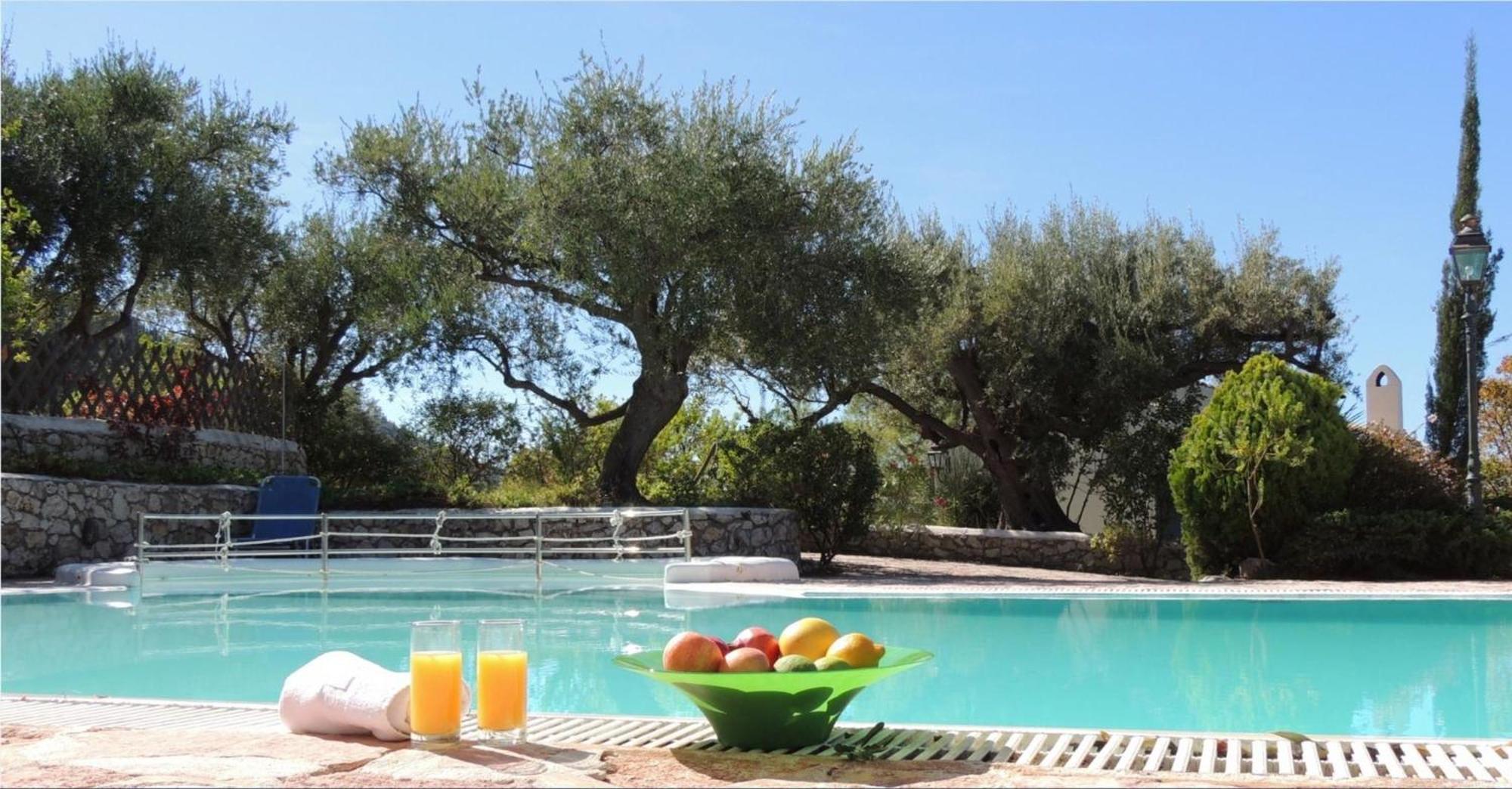 Agios Nikitas Villas Buitenkant foto